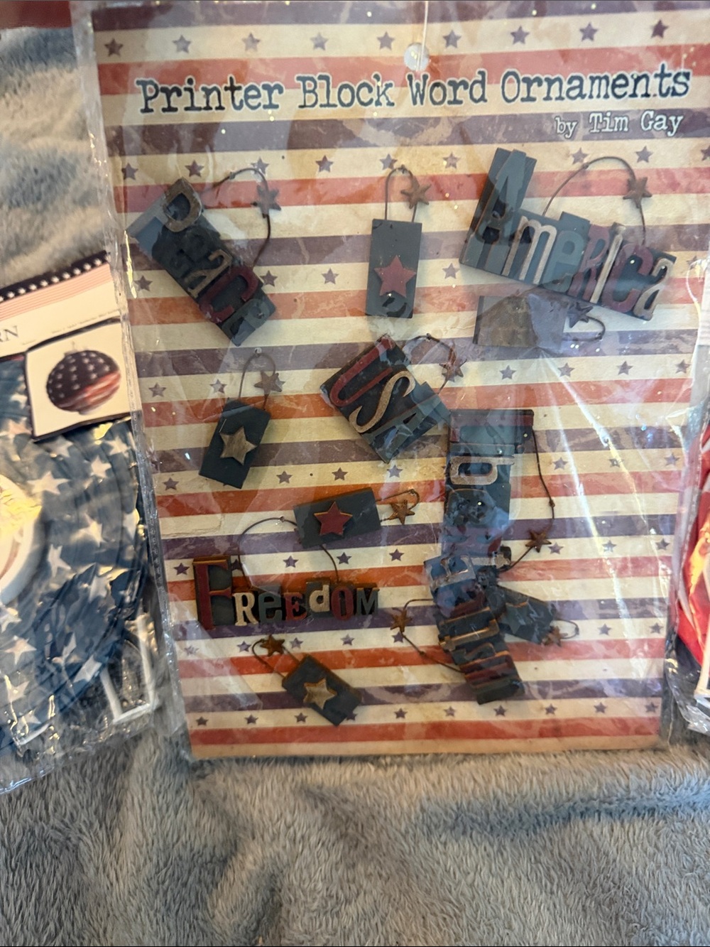 Paper Lanterns & Banner Set - Patriotic Red, White & Blue - - Picture 3 of 5
